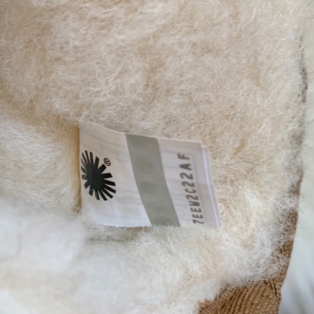 UGG Classic Short II Foil Glam Boots - Picture 6 of 7